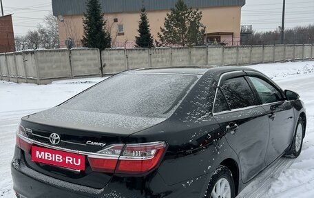 Toyota Camry, 2015 год, 1 950 000 рублей, 3 фотография