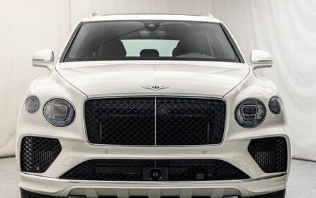 Bentley Bentayga I, 2024 год, 27 890 000 рублей, 2 фотография