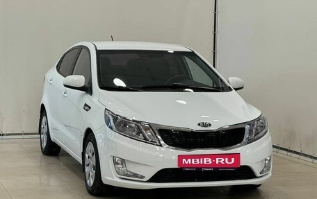 KIA Rio III рестайлинг, 2013 год, 1 085 000 рублей, 2 фотография