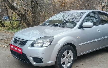 KIA Rio II, 2011 год, 620 000 рублей, 3 фотография