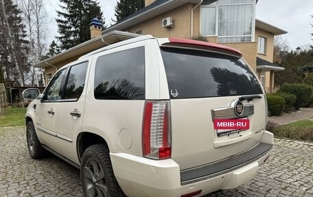 Cadillac Escalade III, 2013 год, 2 600 000 рублей, 7 фотография