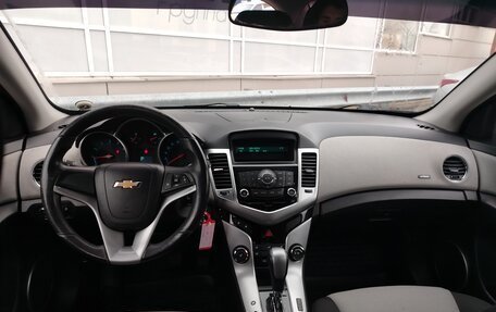 Chevrolet Cruze II, 2011 год, 629 000 рублей, 5 фотография