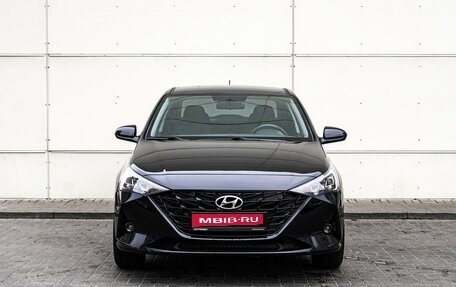 Hyundai Solaris II рестайлинг, 2022 год, 1 820 000 рублей, 3 фотография