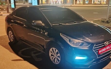 Hyundai Solaris II рестайлинг, 2019 год, 1 400 000 рублей, 2 фотография