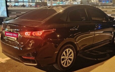 Hyundai Solaris II рестайлинг, 2019 год, 1 400 000 рублей, 5 фотография