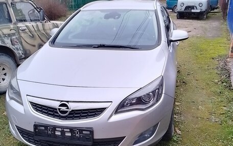 Opel Astra J, 2012 год, 700 000 рублей, 3 фотография