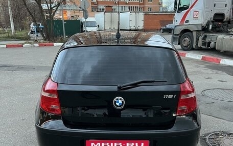 BMW 1 серия, 2009 год, 970 000 рублей, 6 фотография