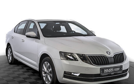 Skoda Octavia, 2019 год, 1 990 000 рублей, 3 фотография