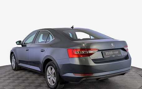 Skoda Superb III рестайлинг, 2019 год, 2 250 000 рублей, 7 фотография