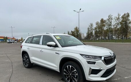 Skoda Kodiaq I, 2024 год, 4 799 000 рублей, 2 фотография