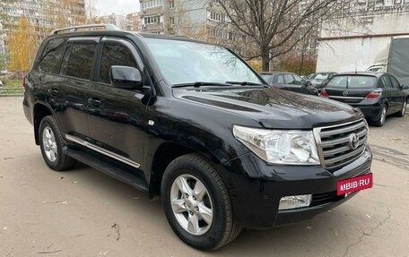 Toyota Land Cruiser 200, 2011 год, 3 200 000 рублей, 7 фотография