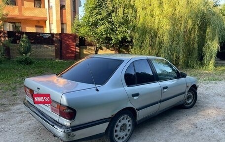 Nissan Primera II рестайлинг, 1991 год, 35 000 рублей, 7 фотография