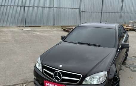 Mercedes-Benz C-Класс, 2010 год, 1 490 000 рублей, 1 фотография