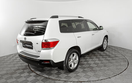 Toyota Highlander III, 2012 год, 2 430 000 рублей, 5 фотография