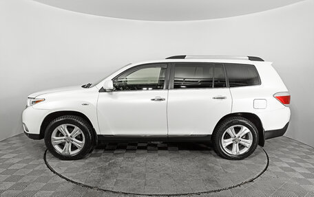 Toyota Highlander III, 2012 год, 2 430 000 рублей, 8 фотография