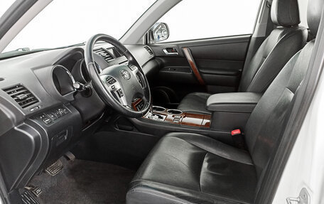 Toyota Highlander III, 2012 год, 2 430 000 рублей, 16 фотография