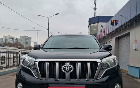 Toyota Land Cruiser Prado 150 рестайлинг 2, 2014 год, 2 650 000 рублей, 8 фотография