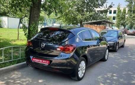 Opel Astra J, 2012 год, 1 350 000 рублей, 2 фотография