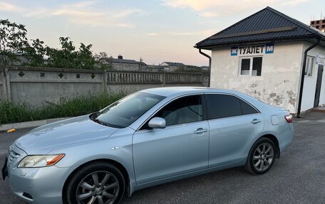 Toyota Camry, 2008 год, 1 100 000 рублей, 2 фотография