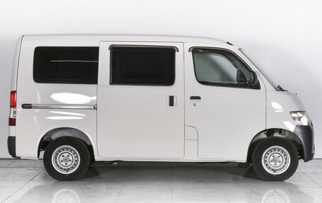 Toyota Town Ace IV, 2018 год, 1 840 000 рублей, 5 фотография