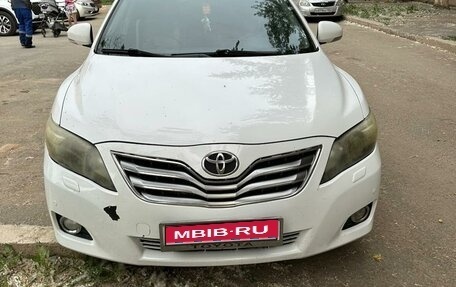 Toyota Camry, 2011 год, 1 300 000 рублей, 1 фотография