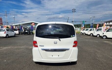 Honda Freed I, 2016 год, 830 000 рублей, 8 фотография