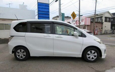 Honda Freed I, 2016 год, 820 000 рублей, 4 фотография