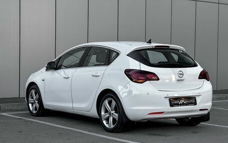 Opel Astra J, 2011 год, 690 000 рублей, 9 фотография