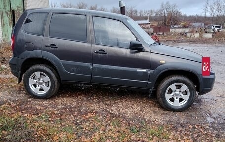 Chevrolet Niva I рестайлинг, 2012 год, 385 000 рублей, 2 фотография