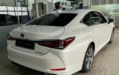 Lexus ES VII, 2020 год, 4 889 000 рублей, 6 фотография