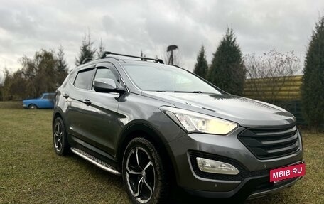 Hyundai Santa Fe III рестайлинг, 2012 год, 1 800 000 рублей, 3 фотография