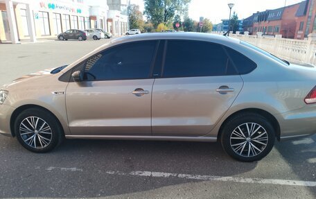 Volkswagen Polo VI (EU Market), 2016 год, 1 200 000 рублей, 8 фотография