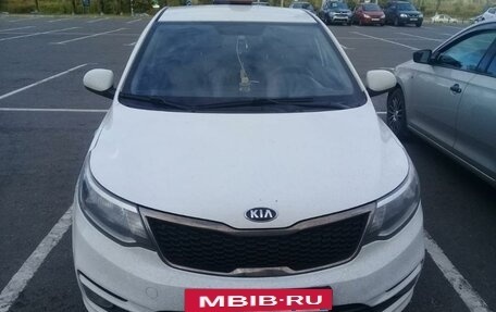 KIA Rio III рестайлинг, 2017 год, 950 000 рублей, 2 фотография