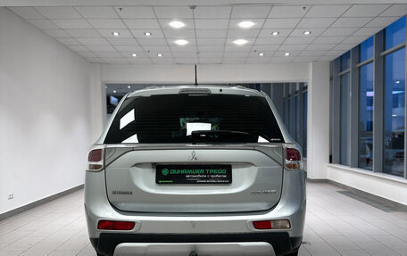 Mitsubishi Outlander III рестайлинг 3, 2014 год, 1 344 000 рублей, 7 фотография