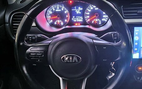 KIA Rio IV, 2017 год, 1 270 000 рублей, 15 фотография