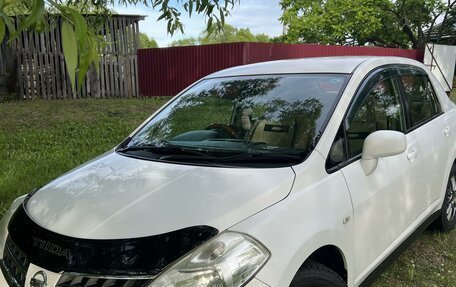 Nissan Tiida, 2012 год, 800 000 рублей, 1 фотография