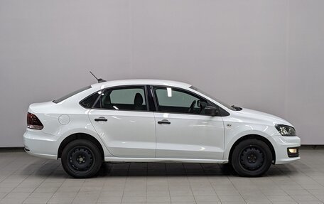 Volkswagen Polo VI (EU Market), 2018 год, 975 000 рублей, 4 фотография