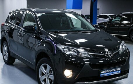 Toyota RAV4, 2015 год, 2 228 000 рублей, 8 фотография