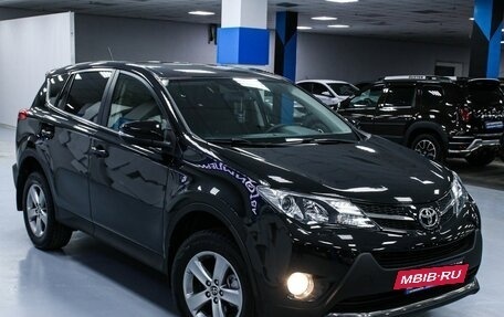 Toyota RAV4, 2015 год, 2 228 000 рублей, 7 фотография