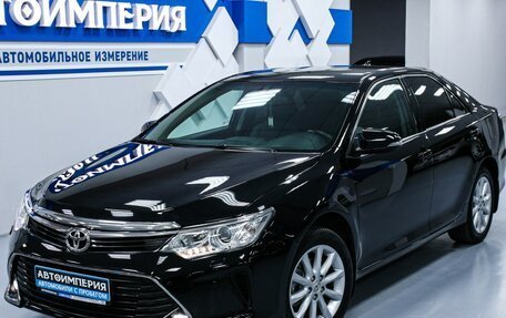 Toyota Camry, 2017 год, 2 358 000 рублей, 4 фотография