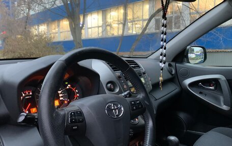 Toyota RAV4, 2011 год, 1 850 000 рублей, 9 фотография