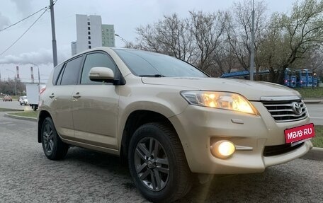 Toyota RAV4, 2011 год, 1 850 000 рублей, 18 фотография