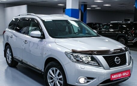 Nissan Pathfinder, 2014 год, 2 363 000 рублей, 7 фотография