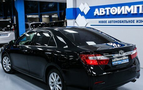 Toyota Camry, 2012 год, 1 828 000 рублей, 10 фотография