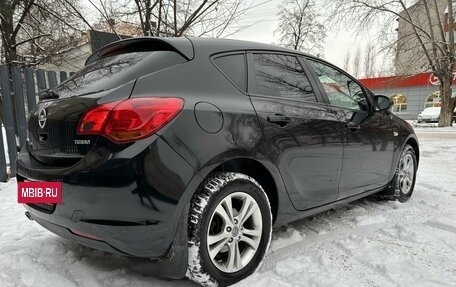 Opel Astra J, 2011 год, 690 000 рублей, 4 фотография