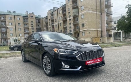 Ford Fusion (North America) II, 2019 год, 1 800 000 рублей, 2 фотография