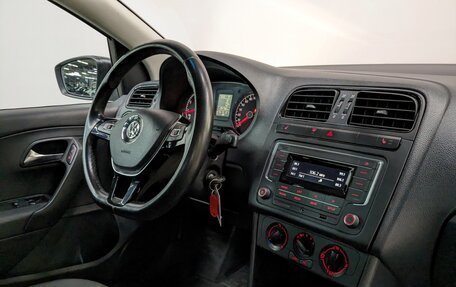 Volkswagen Polo VI (EU Market), 2018 год, 980 000 рублей, 24 фотография