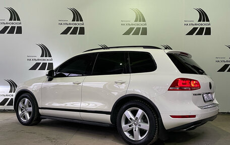 Volkswagen Touareg III, 2010 год, 1 980 000 рублей, 3 фотография