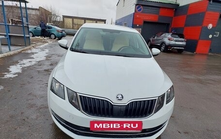 Skoda Octavia, 2020 год, 2 420 000 рублей, 2 фотография