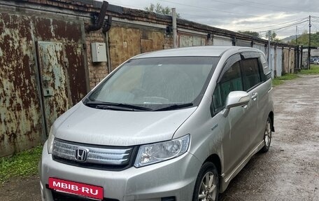 Honda Freed I, 2011 год, 1 100 000 рублей, 2 фотография